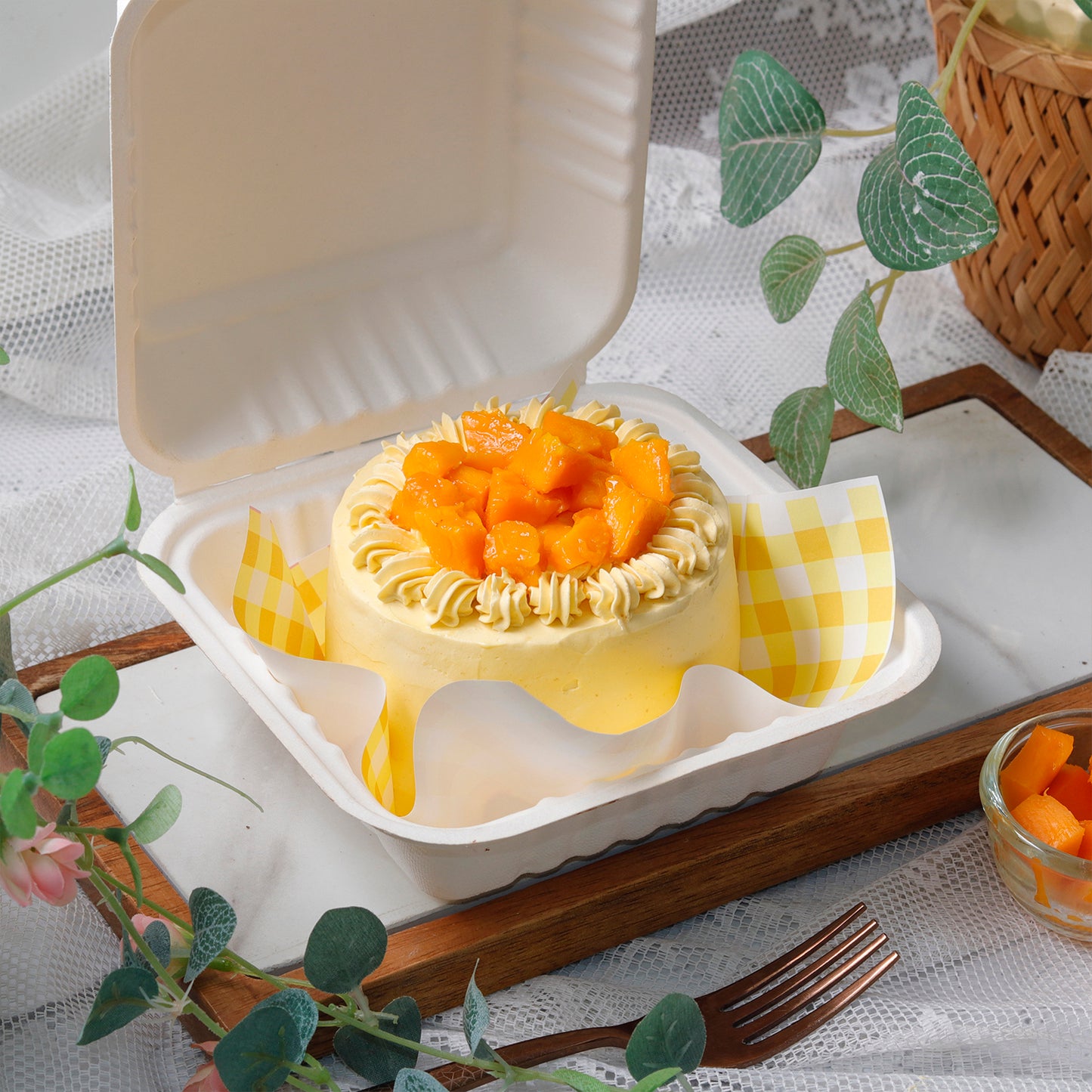 Mango Bento Cake