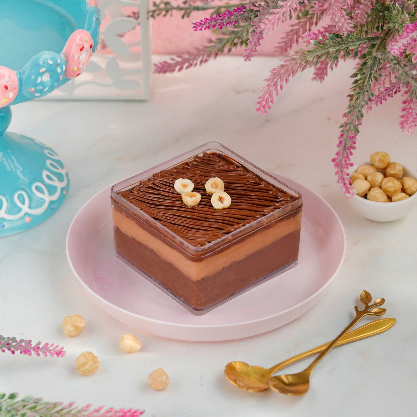 Nutella Hazelnut Chocolate Mini Dream Cake - 300 gms