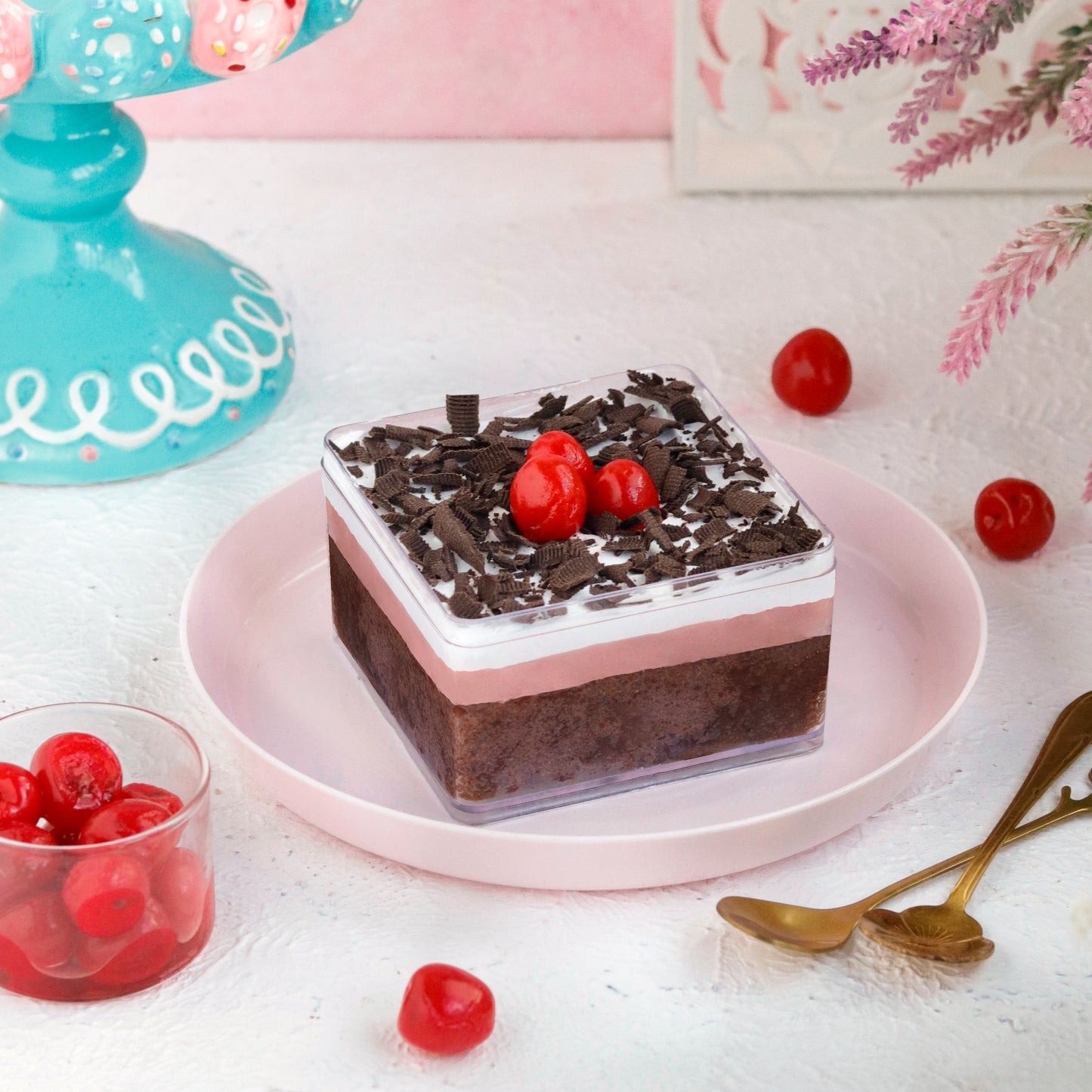 Black Forest Chocolate Mini Dream Cake - 300 gms